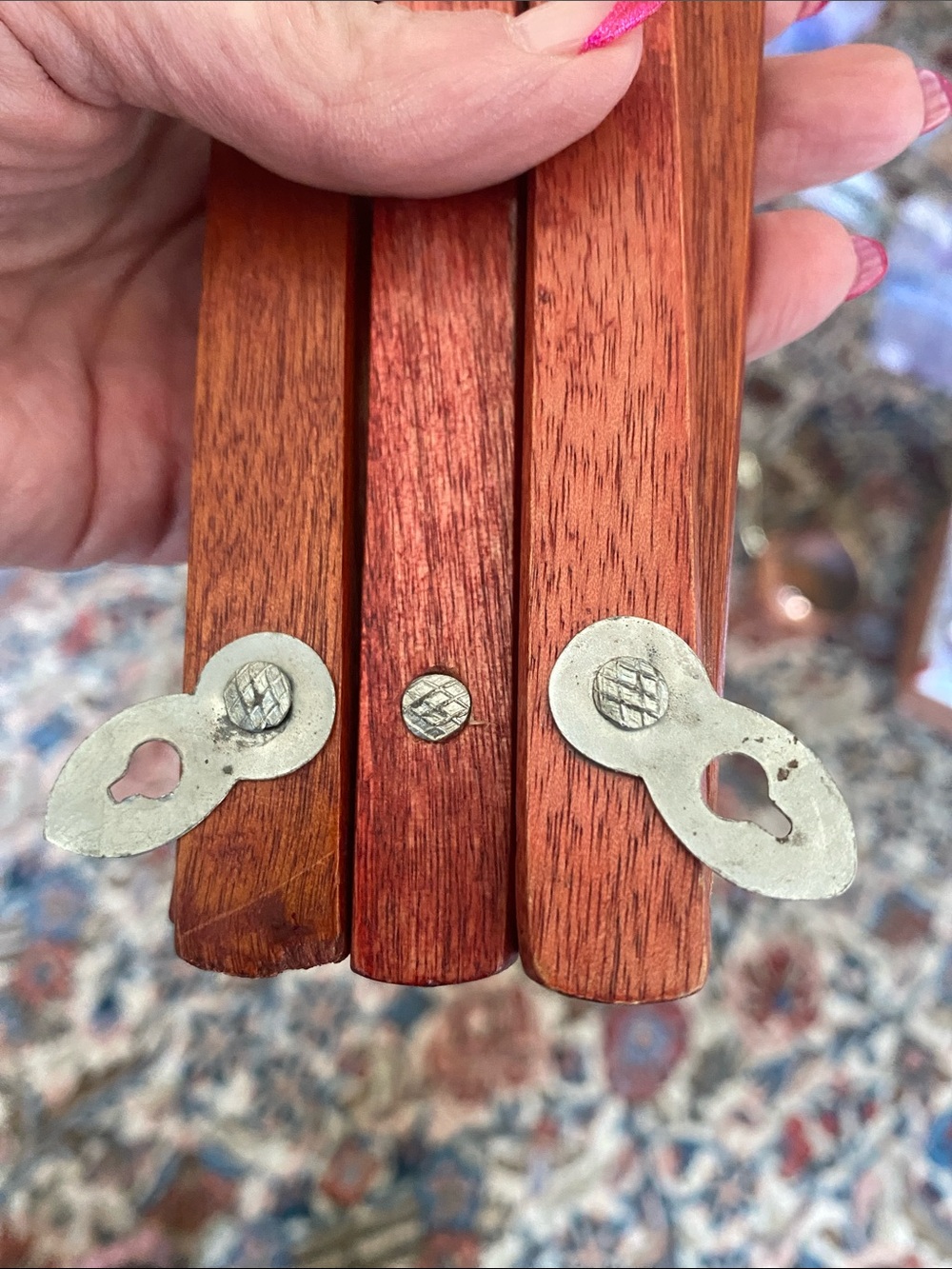 Expandable Wooden Wall Hook Rack - Picture 8 of 8